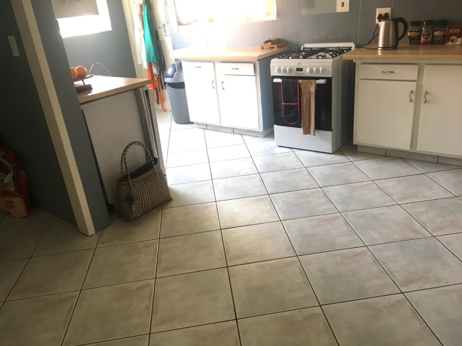 4 Bedroom Property for Sale in Flamwood North West